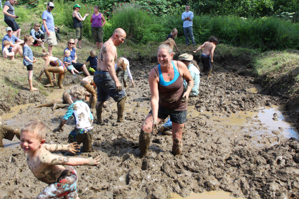 mud play set