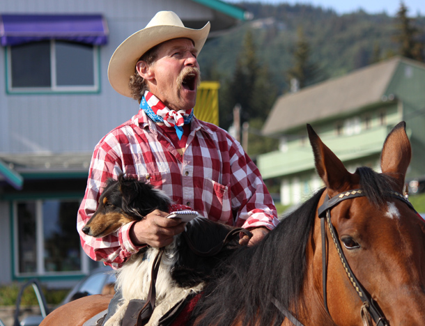 Mark Marette of Trails and Horse Adventures received the “best of show animal” award. -Photo by McKibben Jackinsky, Homer News