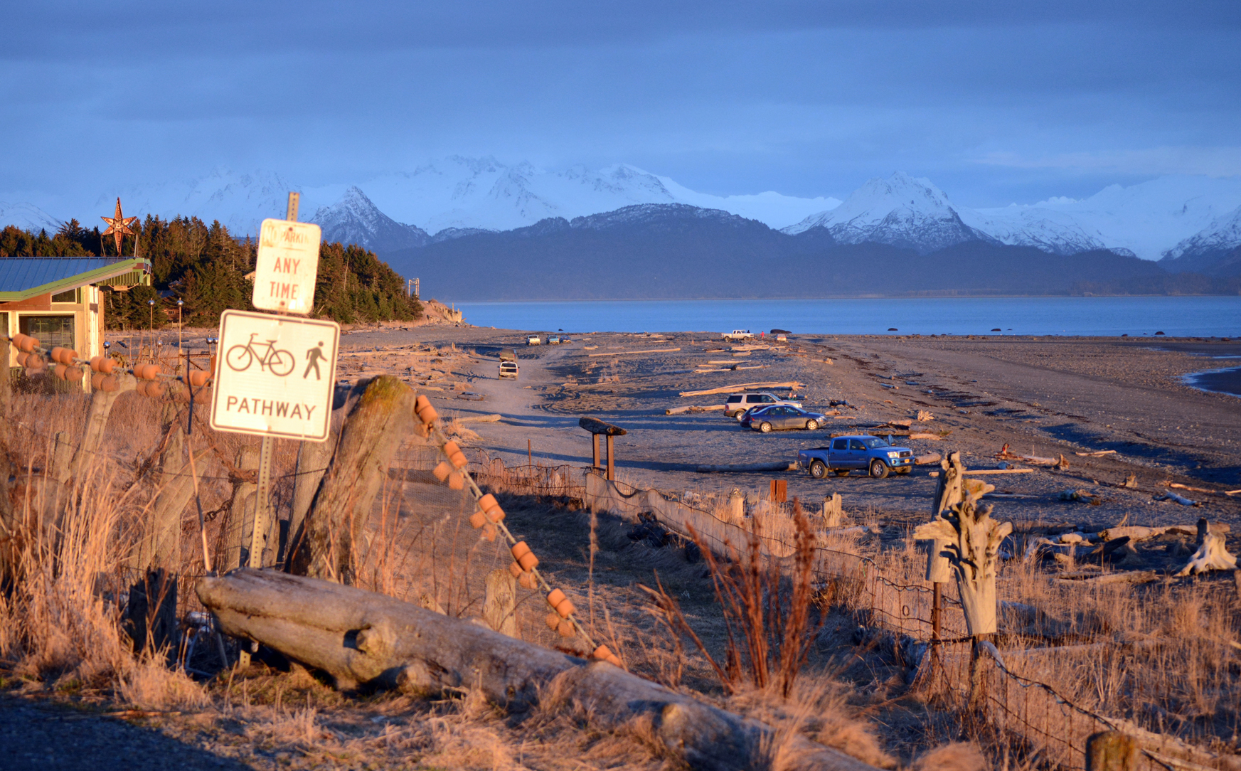 Vehicles are parked along Bishop’s Beach to Beluga Slough.-Photo by Michael Armstrong, Homer News