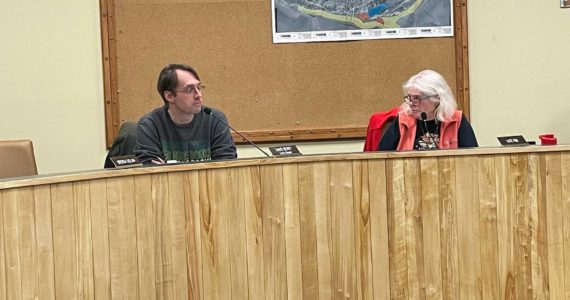 Library Director Dave Berry and Advisory Board Chair Kate Finn on Tuesday Jan. 17 at Homer City Hall. Photo by Emilie Springer